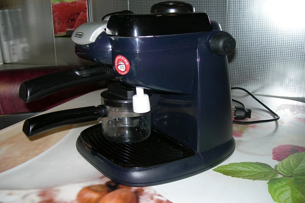 Delonghi EC9 espresso machine 2